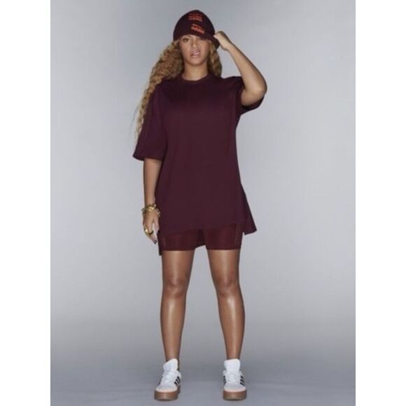 Seller photo, Poshmark
